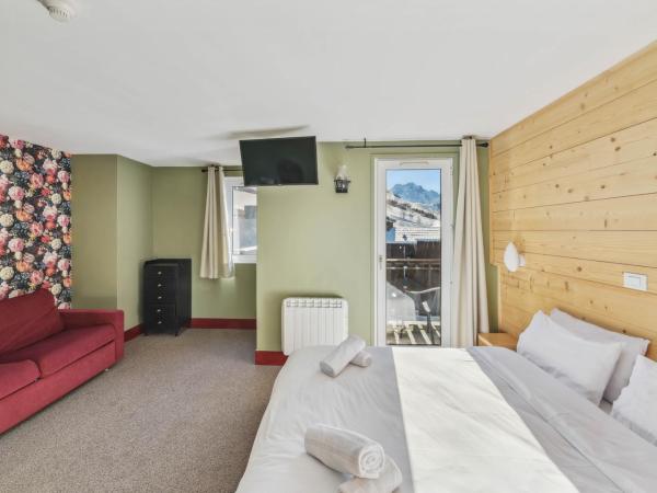 HOTEL TURAN : photo 4 de la chambre chambre quadruple supérieure