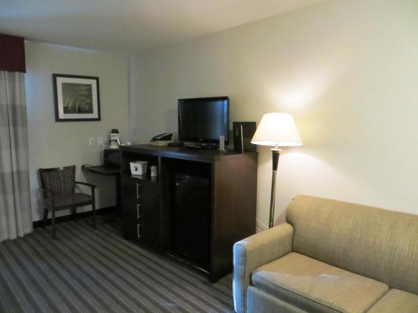 Super 8 by Wyndham Saskatoon Near Downtown : photo 5 de la chambre chambre lit king-size - non-fumeurs