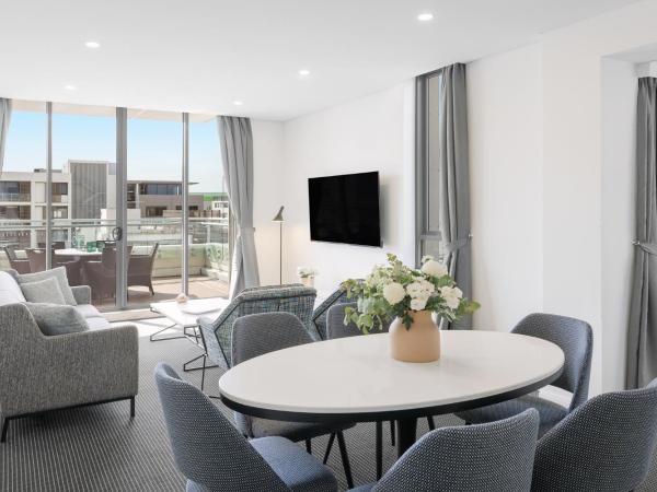 Meriton Suites Zetland : photo 5 de la chambre suite 3 chambres avec terrasse