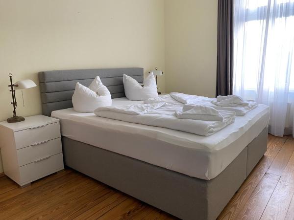 Jahrhunderthotel Leipzig : photo 1 de la chambre appartement avec balcon