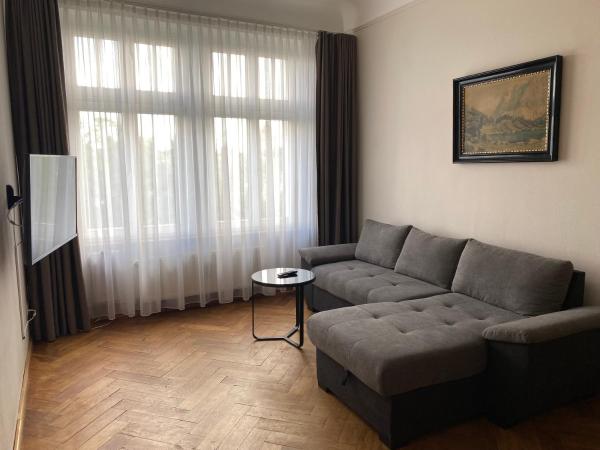 Jahrhunderthotel Leipzig : photo 2 de la chambre appartement avec balcon