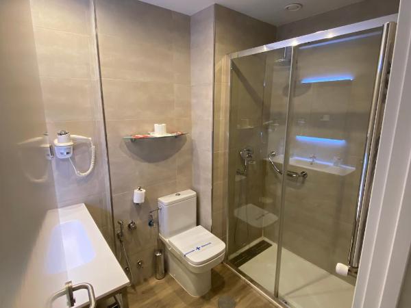 Hotel Escuela Madrid : photo 2 de la chambre chambre simple