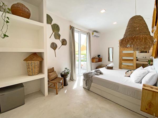 Casa Alkimia Town : photo 3 de la chambre chambre lit king-size - vue sur mer