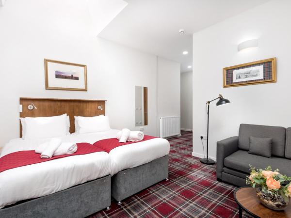 SMITH PLACE HOTEL : photo 2 de la chambre chambre familiale avec salle de bains