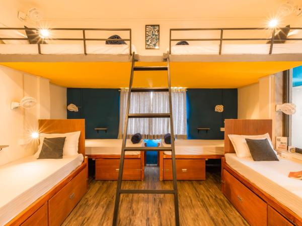 Locomo Mumbai - Stay Work Eat : photo 3 de la chambre lit dans dortoir mixte de 10 lits