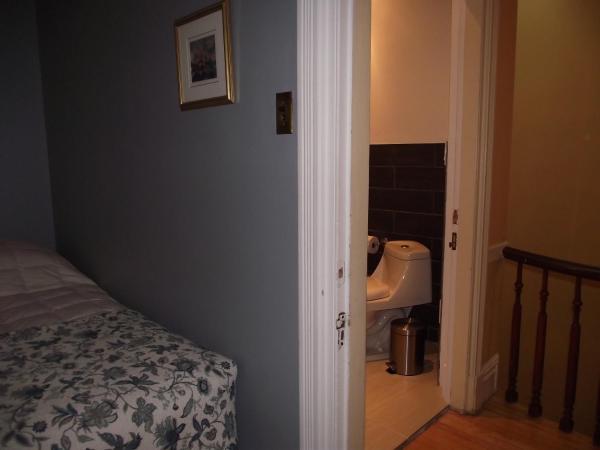 B&B Chez Hubert : photo 5 de la chambre chambre double avec 2 lits doubles