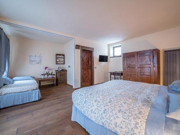 Domus Antica Aosta : photo 6 de la chambre chambre double deluxe avec balcon