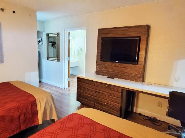 Studios & Suites 4 Less Charlotte : photo 3 de la chambre suite double standard