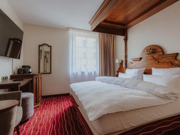 KING's Hotel First : photo 5 de la chambre chambre double