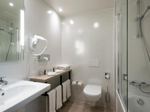 Martin's Brugge : photo 4 de la chambre chambre lits jumeaux confort avec baignoire