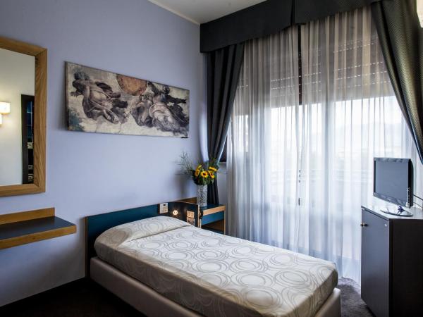 Hotel Mirage : photo 1 de la chambre chambre simple