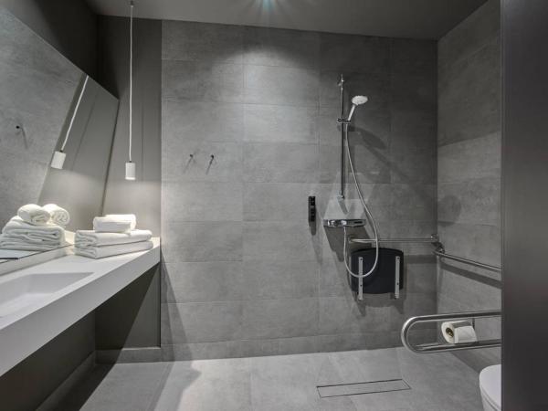 Zleep Madrid Airport : photo 3 de la chambre chambre double - accessible aux personnes à mobilité réduite 