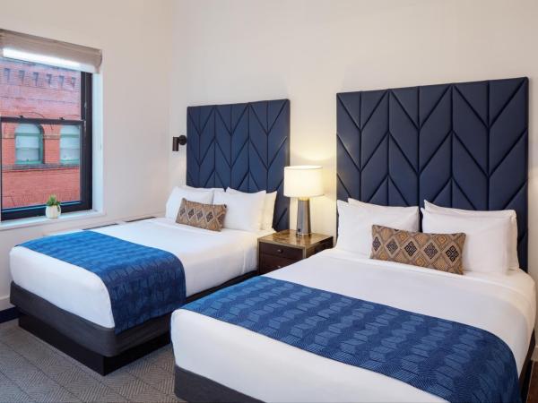 Hotel Indigo Boston Garden, an IHG Hotel : photo 3 de la chambre suite avec 2 lits queen-size