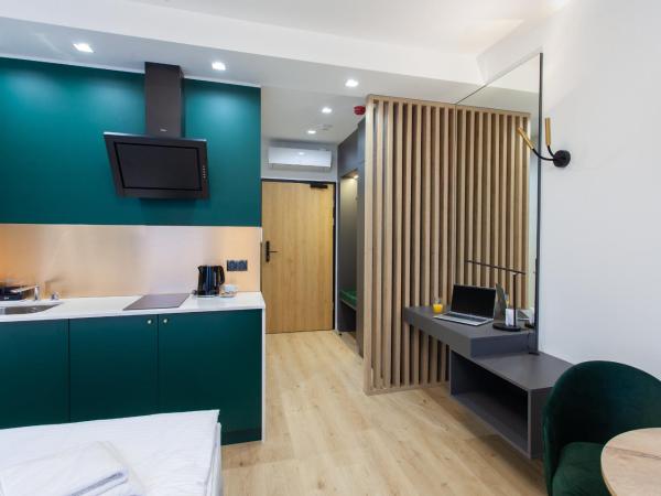 SQUARE APARTMENTS GDYNIA : photo 9 de la chambre chambre lit king-size standard