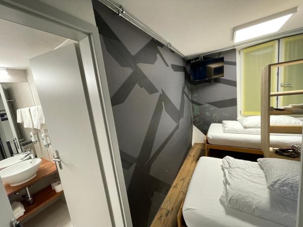 Hotel16 by Messe & Stadion Suisse in Minuten & Late Check-in : photo 3 de la chambre chambre lits jumeaux Économique