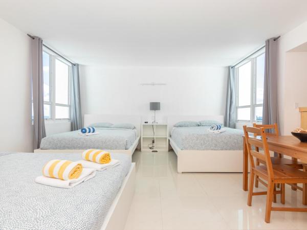 Girasole Apartments : photo 1 de la chambre studio lit queen-size de luxe 