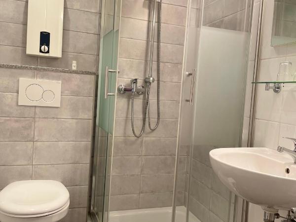 Apartmenthaus Sonnen : photo 9 de la chambre appartement avec balcon