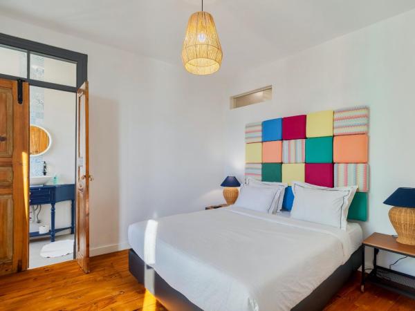 Marina Blue - Apartments & Suites : photo 4 de la chambre appartement - vue sur mer