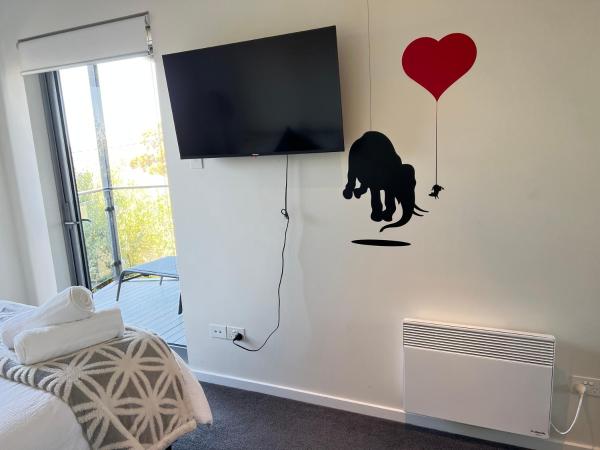 Hobart View : photo 8 de la chambre chambre double avec salle de bains commune