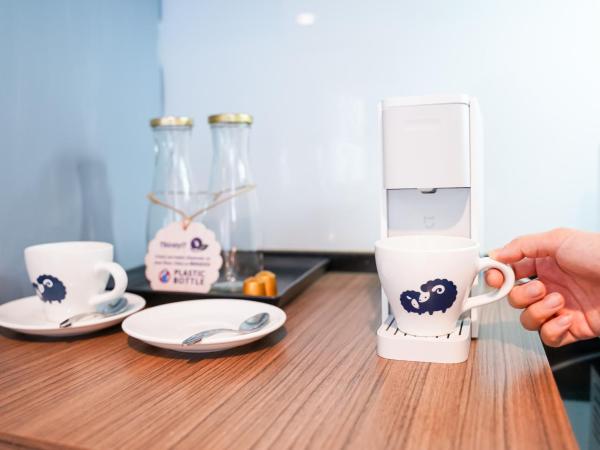 Kokotel Bangkok Dheva Thonglor : photo 6 de la chambre chambre lit king-size supérieure