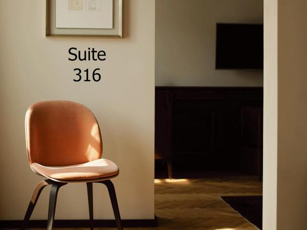 Hotel Pod Różą : photo 4 de la chambre suite