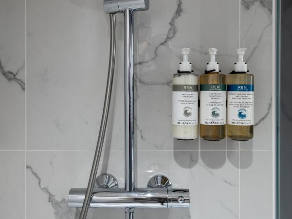 numa I Stark Rooms & Apartments : photo 7 de la chambre grand studio avec cuisine