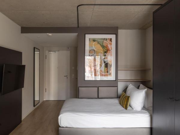 numa I Stark Rooms & Apartments : photo 1 de la chambre medium studio with kitchen and balcony - single bed