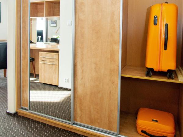 Warsaw Apartments - Apartamenty Sadyba : photo 9 de la chambre appartement avec 1 lit simple