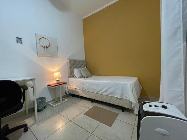 Hostel Ipê : photo 1 de la chambre chambre simple avec salle de bains privative