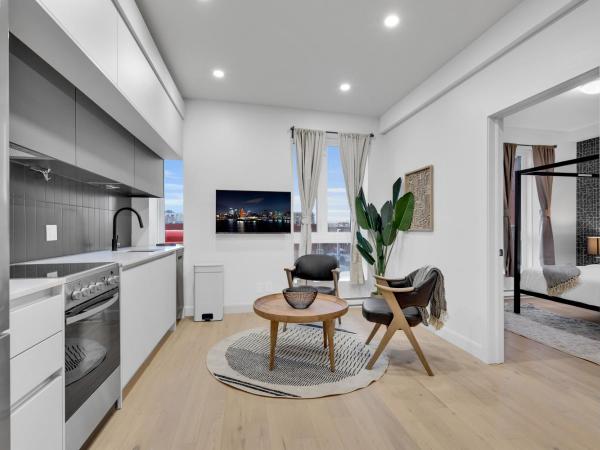 Deluxe Suites Downtown Montreal : photo 2 de la chambre chambre double deluxe avec douche