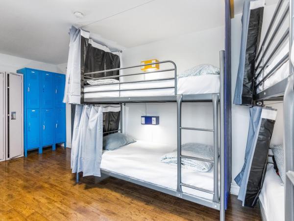 Samesun Toronto : photo 3 de la chambre lit dans dortoir de 8 lits