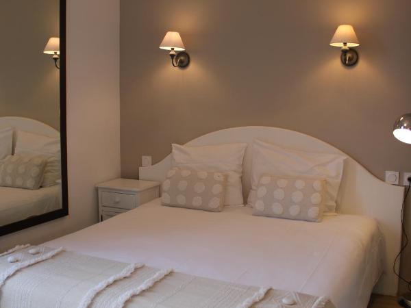 Hôtel La Villa des Oliviers : photo 7 de la chambre chambre double avec vue sur la mer