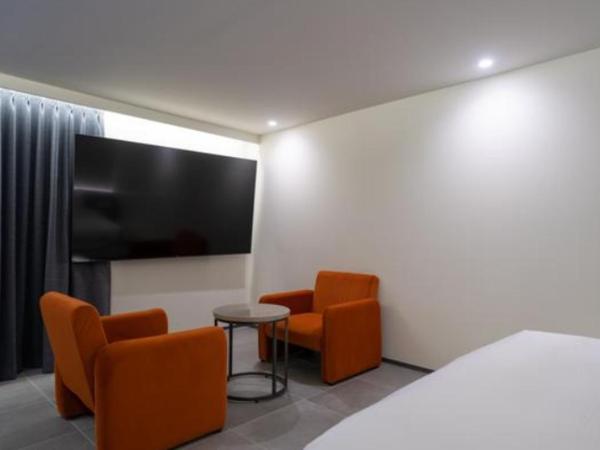 Hotel TARA : photo 1 de la chambre suite avec terrasse