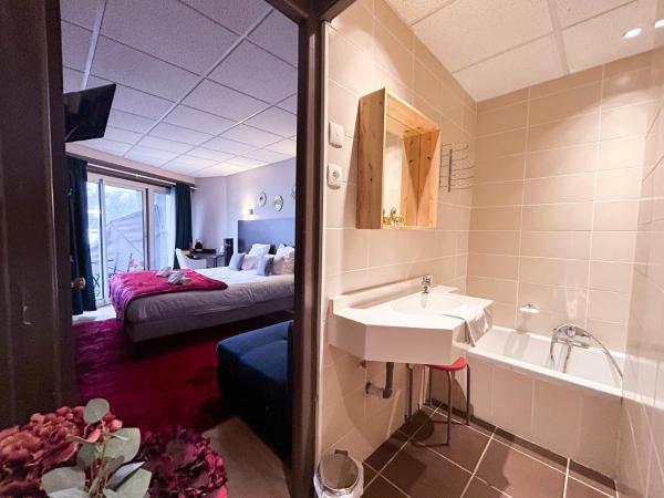 Hôtel du Poète : photo 3 de la chambre chambre double supérieure - vue sur lac