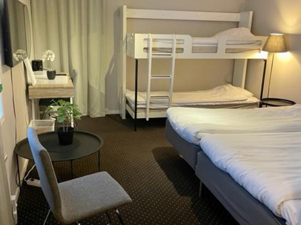 Hotell Entré Norr : photo 1 de la chambre chambre quadruple standard