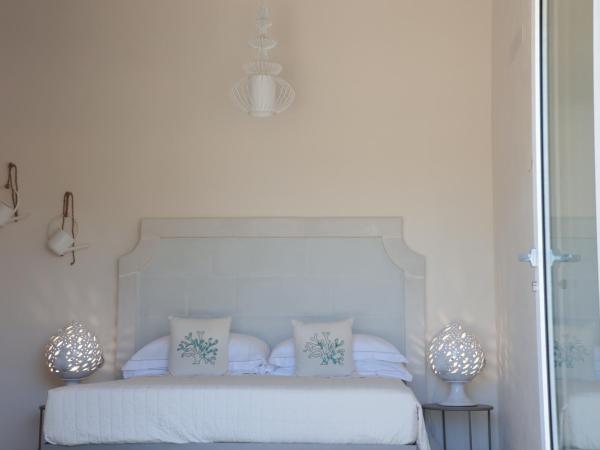 CORALLI DEL PLEMMIRIO : photo 1 de la chambre appartement - vue sur mer