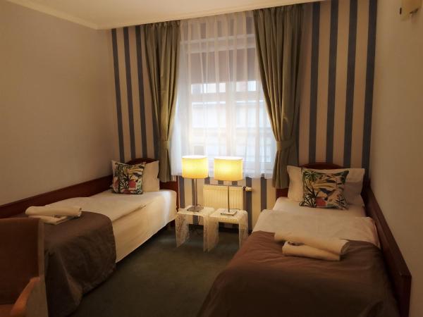 Hotel Stare Miasto Old Town : photo 5 de la chambre chambre lits jumeaux classique