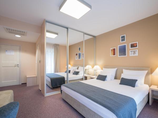 Hotel Zlatna Vala : photo 2 de la chambre chambre double - vue sur parc