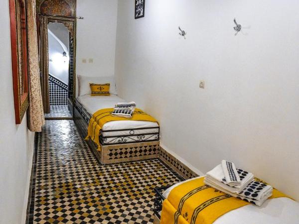 Riad Green House : photo 10 de la chambre suite familiale avec balcon
