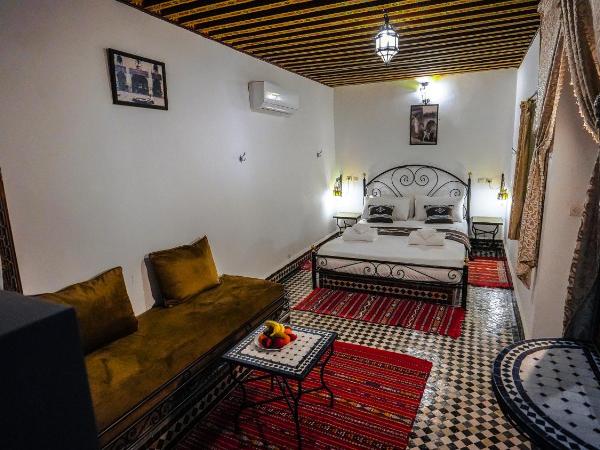 Riad Green House : photo 2 de la chambre chambre double deluxe avec balcon