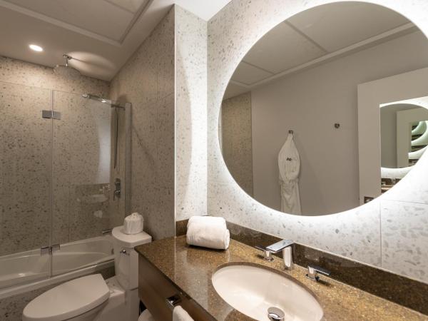 Hotel Royal William, Ascend Hotel Collection : photo 9 de la chambre suite supérieure lit queen-size – non-fumeurs