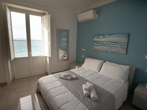 Panorama Alfeo : photo 2 de la chambre appartement - vue sur mer