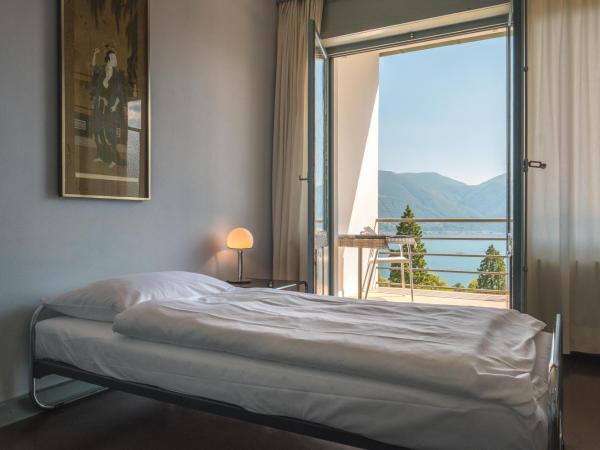 Hotel Monte Verità : photo 2 de la chambre standard single room with shared bathroom balcony and lake view