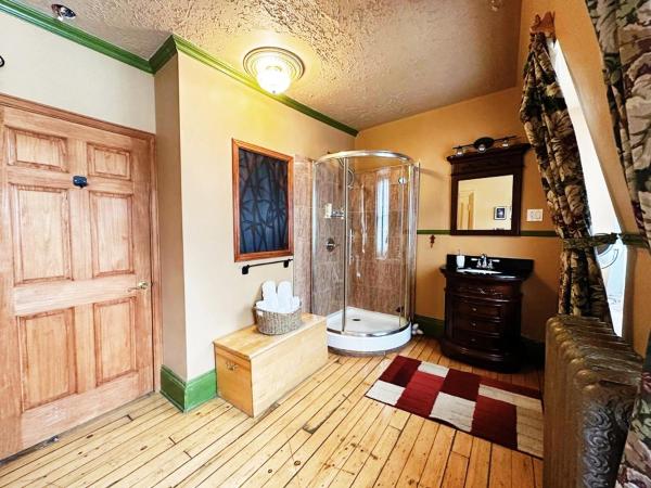 B&B Au Petit Roi : photo 5 de la chambre suite junior – vue sur montagne