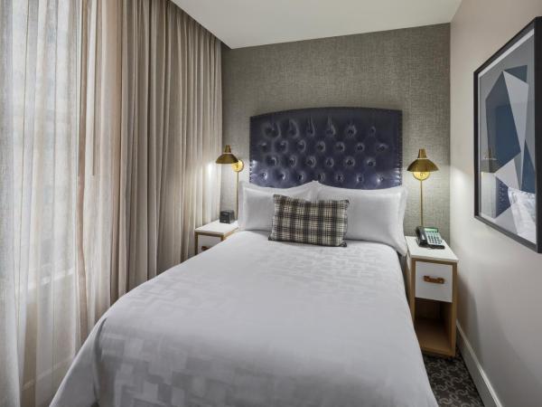 Hotel Teatro : photo 2 de la chambre petite one double room