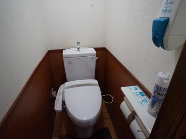 Ryokan Katsutaro : photo 1 de la chambre chambre lits jumeaux avec salle de bains commune