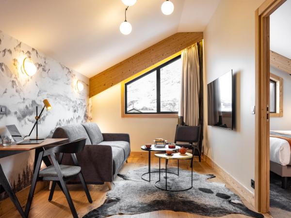 HIGALIK HOTEL : photo 8 de la chambre chambre familiale