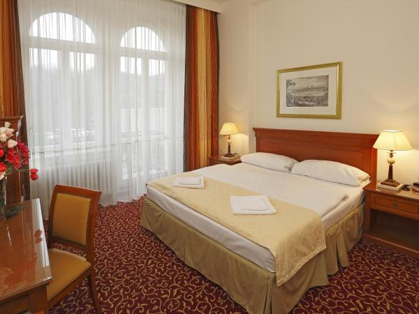 Romania : photo 2 de la chambre comfort double room with balcony and promenade view