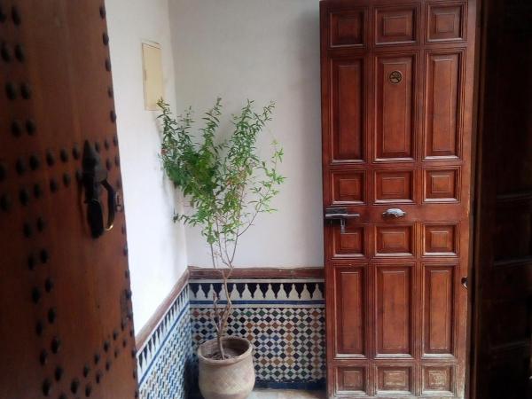 Riad Kasbah : photo 5 de la chambre chambre lit queen-size avec balcon