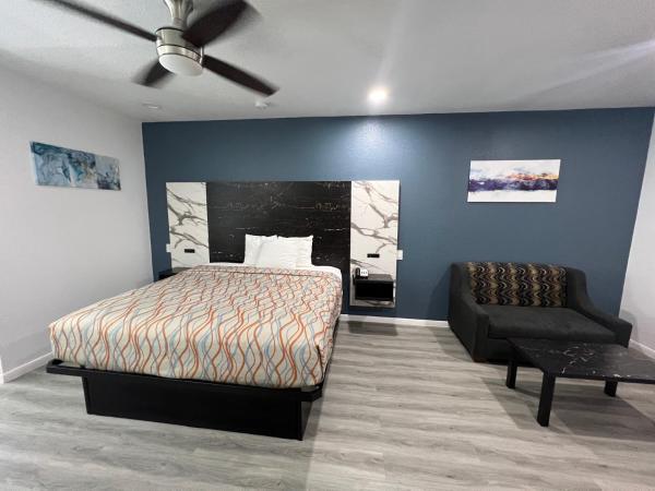 Grand Villa Inn Galleria : photo 9 de la chambre chambre lit king-size - non-fumeurs